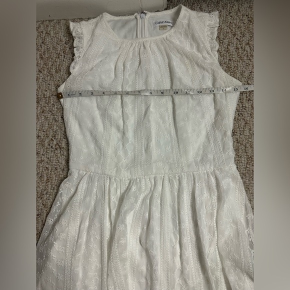 Calvin Klein White Eyelet Lace Fit & Flare Fully Lined size 2 - Picture 5 of 6